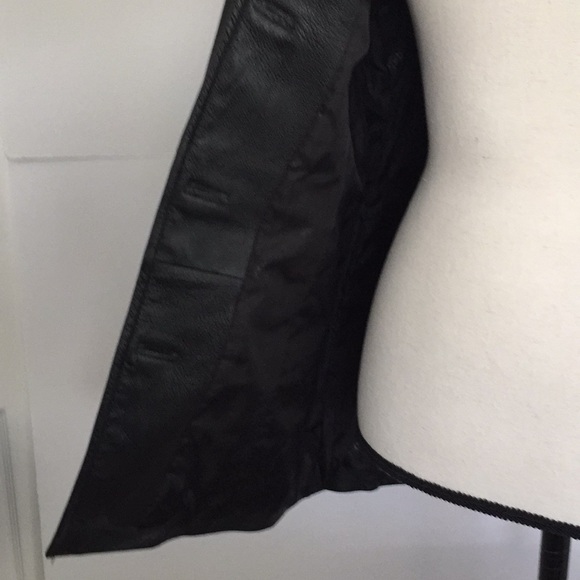 EAST 5th | Black Leather Jacket - Picture 7 of 8